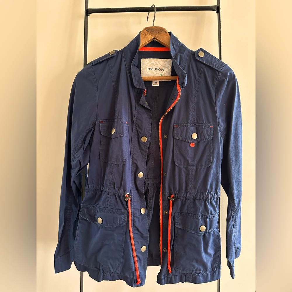 Lightweight jacket